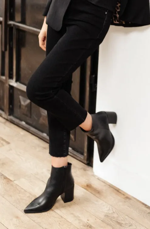 Amari Ankle Boots In Black - 2/22/2022