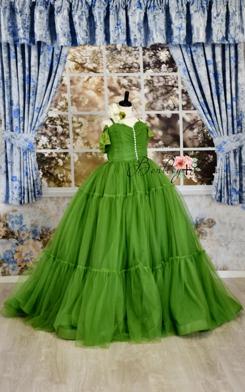 RETIRED RENTAL EUC "Frenchie" -  Mossy Green- Floor Length ( 10 Year - Petite 13 Year)